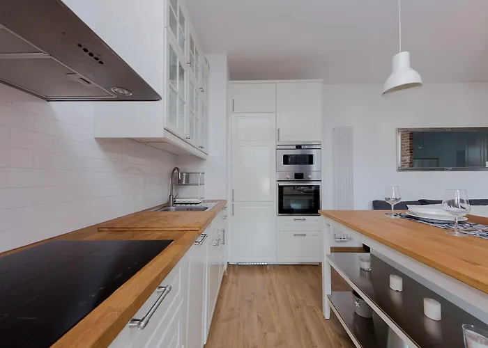 Shortstaypoland Marymoncka *