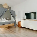 Apartman Shortstaypoland Marymoncka *