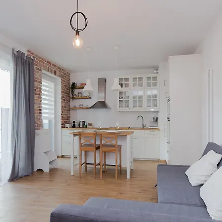 Shortstaypoland Marymoncka ורשה