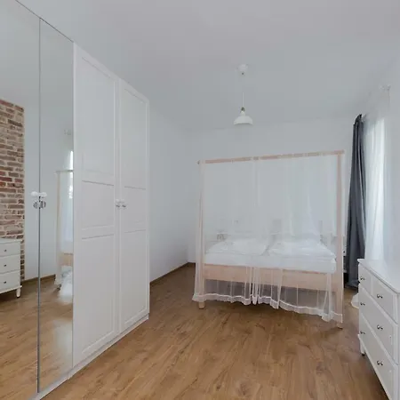Shortstaypoland Marymoncka *